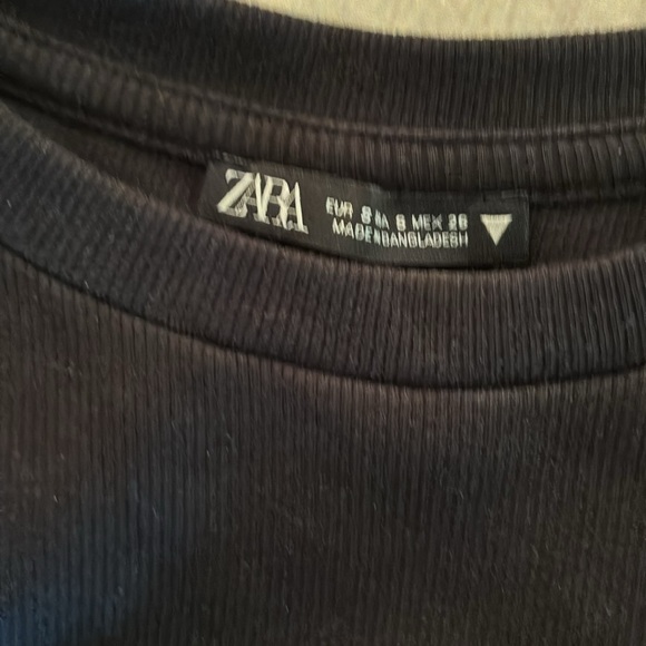 Zara Ribbed Ruffle Top - Picture 8 of 8